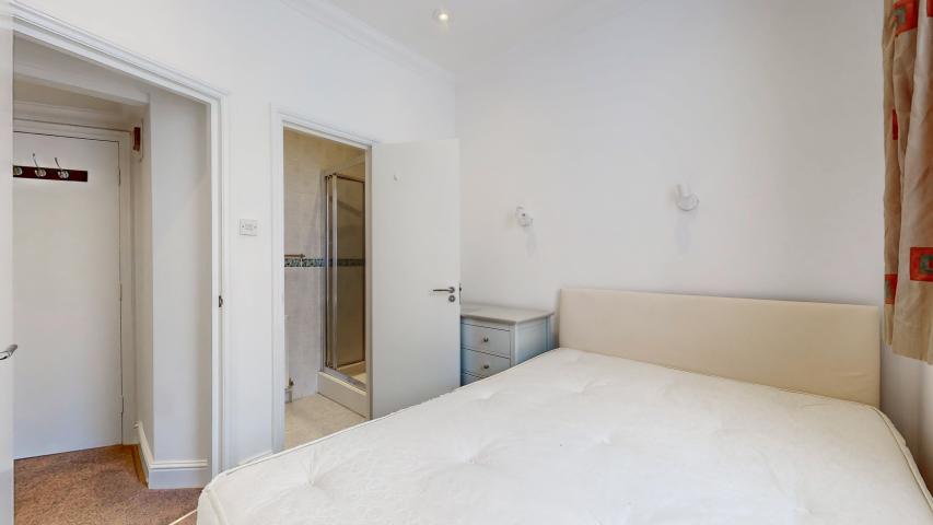 Amazing Location Howitt Road, Belsize Park